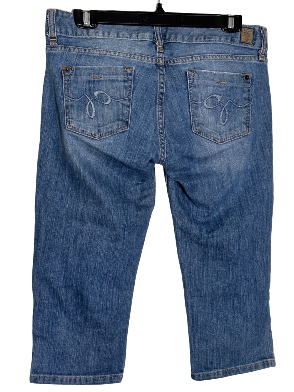 Vintage Y2K Guess Jeans Sassy Capri Slim Leg Denim Cropped Jeans Size 28